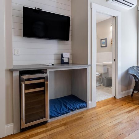 Paws On Pelham (Adults Only) Bed & Breakfast Newport Luaran gambar