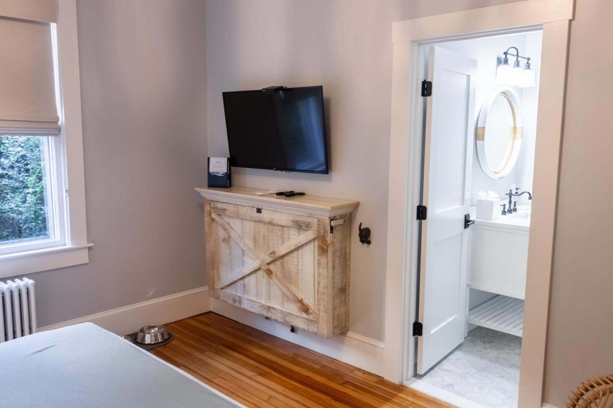 Paws On Pelham (Adults Only) Bed & Breakfast Newport Luaran gambar