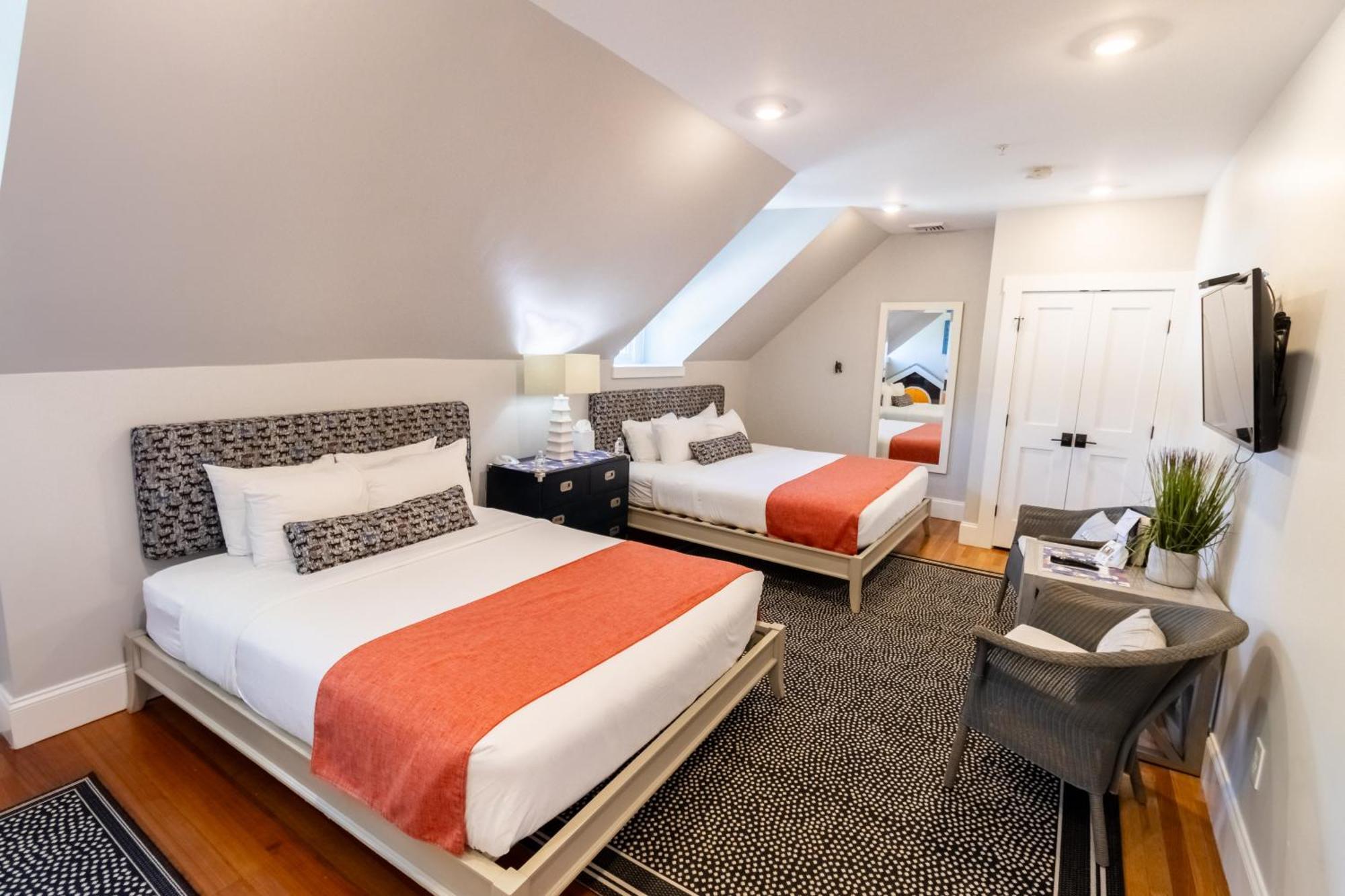 Paws On Pelham (Adults Only) Bed & Breakfast Newport Luaran gambar