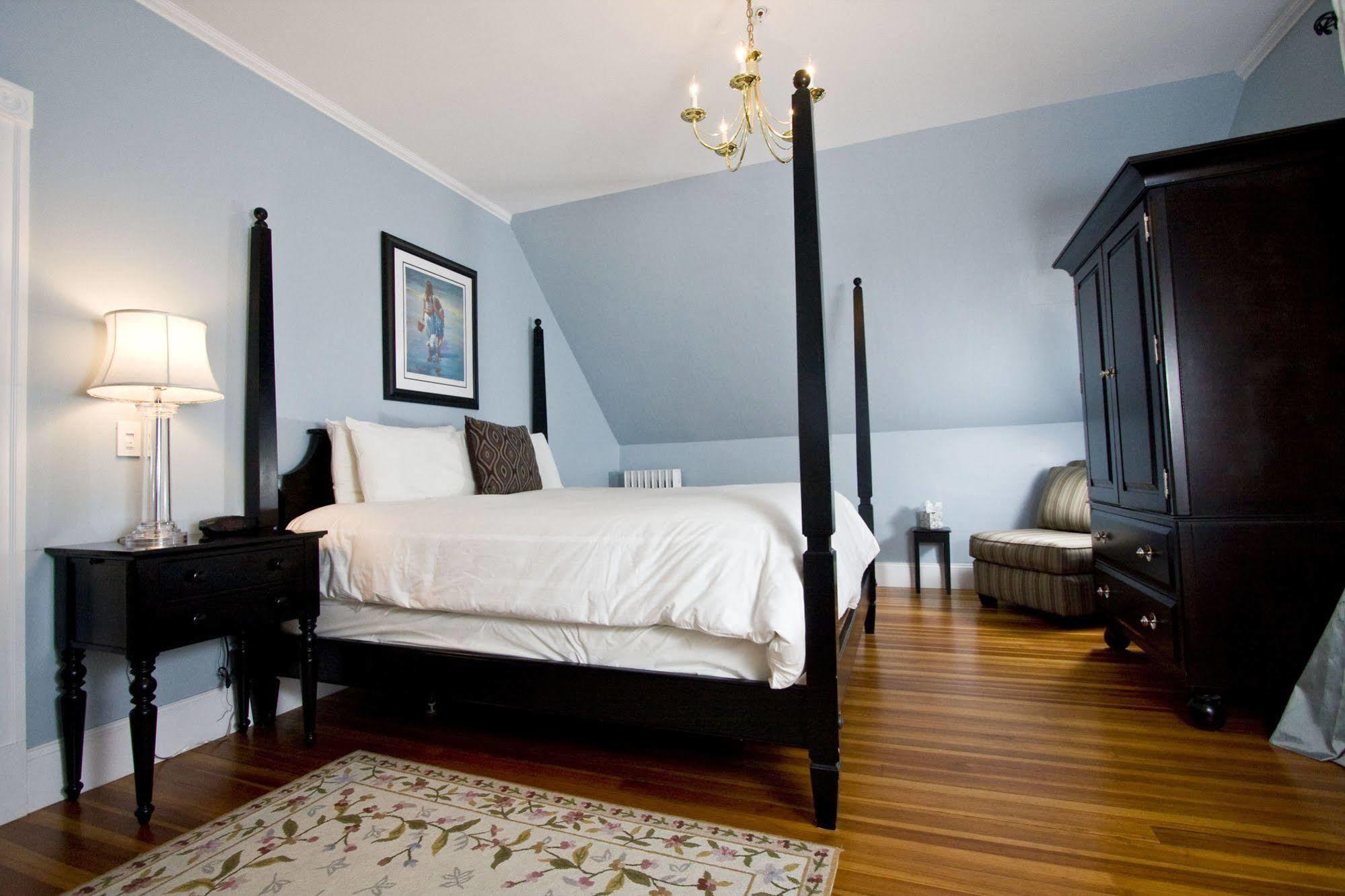 Paws On Pelham (Adults Only) Bed & Breakfast Newport Luaran gambar